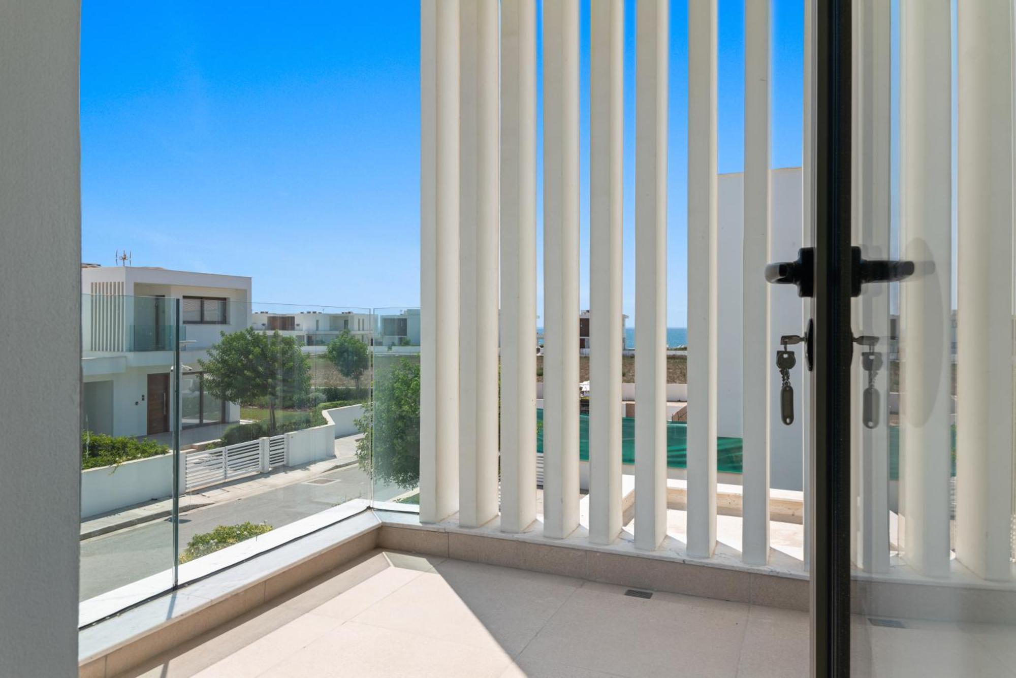 Serenity Waves Villa 17 Larnaca Exteriör bild
